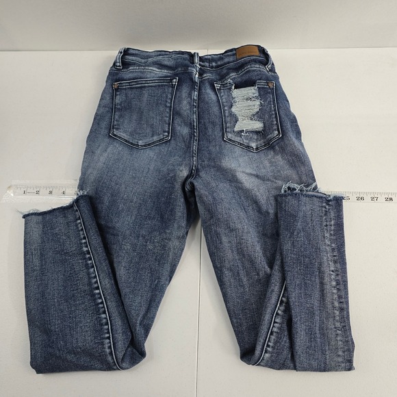 Judy Blue Relaxed Fit Distressed Ankle Skinny Jeans Womens Size 7/28 Denim - Picture 2 of 10